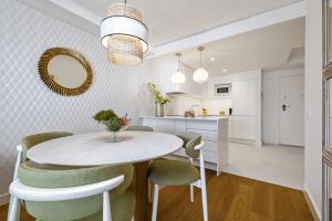 Oceans Whisper by Homie