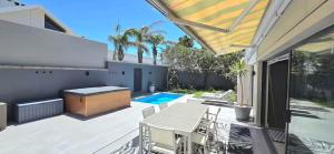 Luxury Mini Villa Sunset Beach Cape Town