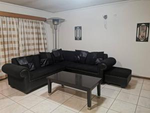 Charming Tshwane BB with Secure Entrance Central AC