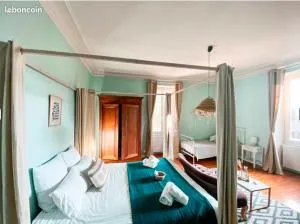 Jolly Château - private room "Damien" - La Jonchère