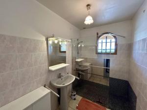 Appartements Charmante villa 4 pers avec jardin, garage, TV et cuisine equipee - Argeles Village - FR-1-388-174 : photos des chambres