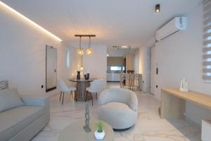 Petrino Complex Pefkohori by Halkidiki Villas