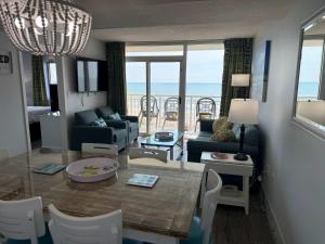 NEW OCEANFRONT 2br2ba - Camelot 411