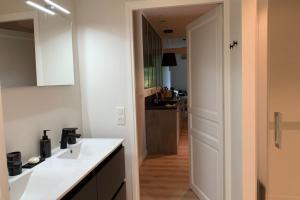 Maisons de vacances O ma belle demeure - Parking Prive : photos des chambres
