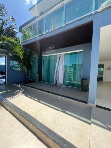 Casa de luxo em condomínio