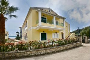 Dimitris Residence 1