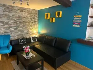 Appartement cosy avec terrasse proche des caves - 科尔蒙特勒伊