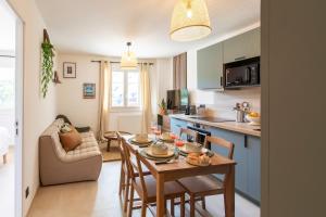 Appartements #41 Flat for 6, 3 Bdrs Parking Wifi 5mins walk Tram T1 : photos des chambres