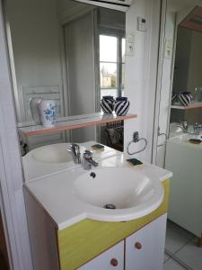 Appartements La Marine : photos des chambres