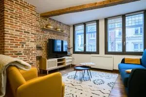 Duplex Rue Royale, rooftop, balnéo spa - 朗贝萨尔