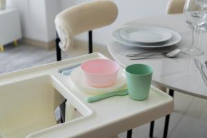 SettlerHomes - Serene JVC 1BR With Modern Luxury