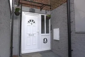 Tranquil Telford Apartment Retreat - 希夫纳尔