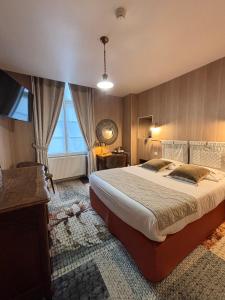 Hotels Hotel De La Poste : photos des chambres
