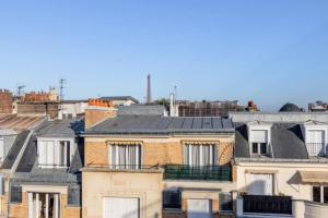 Appartement dArtiste, Terrasse Vue Tour Eiffel