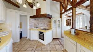 Villas Villa Eden - Provencal Charm, Stunning Views, 10 mins from Monaco : photos des chambres