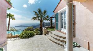 Luxury 6-Bedroom Villa with Heated Pool & Tennis Court near Monaco