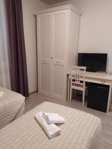 Standard Double or Twin Room Annex