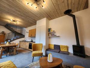 Maisons de vacances L-Echappee Belle entre Loire et Collines : photos des chambres