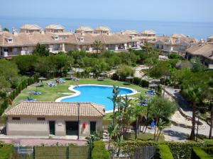Casa adosada cerca del centro y la playa - 4hvězdičkové hotely ve městě Alcaidesa