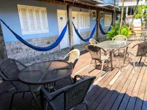 Flats com deque, cozinha e churrasqueira - 伊皮亚巴斯