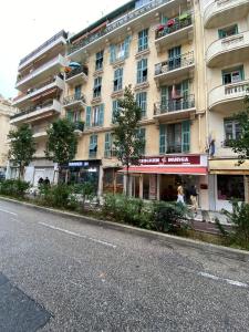 Studio Cosy avec vue sur Montagnes, proche Gare