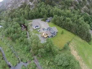 leilighet - 埃格尔松