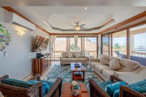 Hol Chan Reef Oceanfront Residences