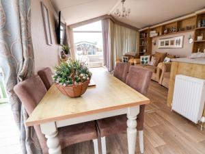 Hazel Park Lodge HP4