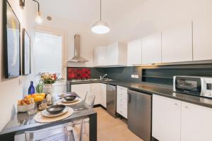 In the center of Venice near the Rialto Bridge