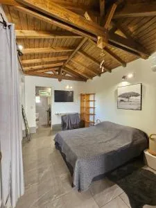 Eden Cottage, charming bungalow, à 15 min de l'aéroport - Roussel