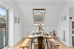 Midholm Chapel, Brixham - Free Parking & Wi-Fi - Close to Harbour & Shops