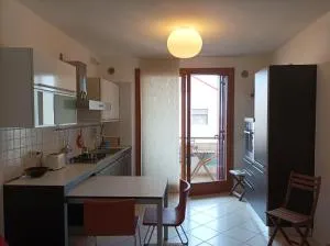 Venice Cove apartment 15mVenice -free park- near airport - تيسّيرا