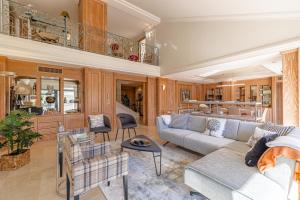 REF 823 - Cannes Center - Duplex apartment for rent