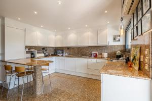 REF 823 - Cannes Center - Duplex apartment for rent