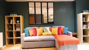 Big house in Leeds 4 Contractors - Beeston