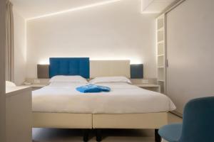 Family Room with Bathroom room in Hotel Savoy