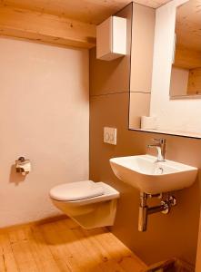 Blüemlisalp-Huus im Kiental