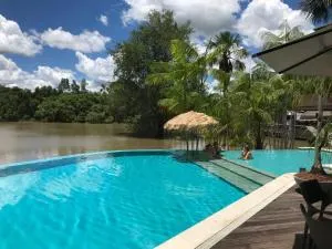 Luxury River House - Benevides