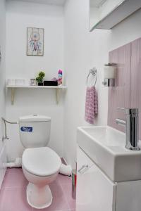 10 Seconds Away from the Main street, Free Secured Parking