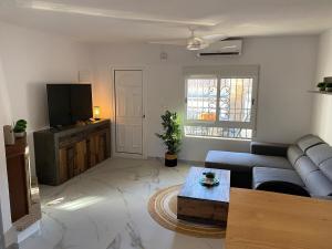 Amazing 6 bed Townhouse Villa Valencia