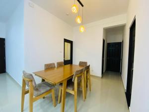 Santorini Resort 3BR Apartment Negombo