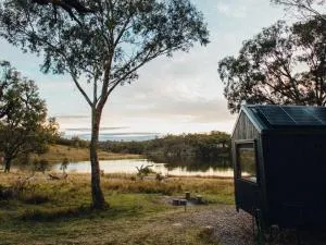 Cosy Off-Grid Cabin with Lake View Pet Friendly - Nikita - Kandos