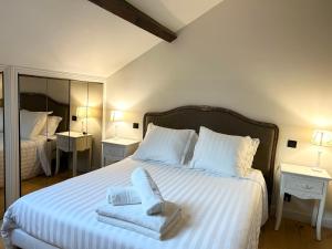 B&B / Chambres d'hotes Chateau de la Rive - Suite des Coteaux - Duplex 6 personnes : photos des chambres