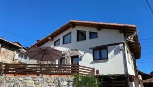 El Nial del Gorrión - Las Casas del Oso - Bermiego