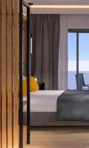 INCORSΟ - Smart Luxury Stay - Athens Airport - 24HR PassCode Check In