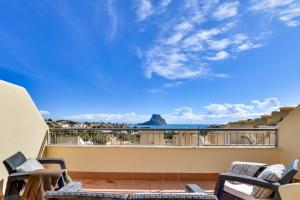 Bungalow Montesol con Vistas al Mar y Montaña