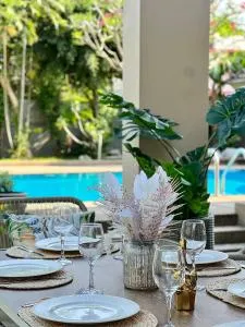 Deluxe Pool Villa 5 Rooms Punnawithi BTS - Bang Chak