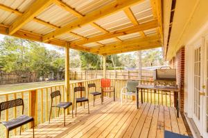 4 Mi to FSU! Family Gem with Deck in Tallahassee