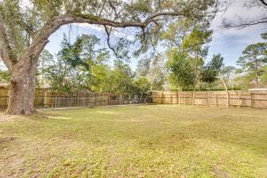 4 Mi to FSU! Family Gem with Deck in Tallahassee