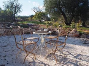A delightful trullo with a pool in rural Puglia